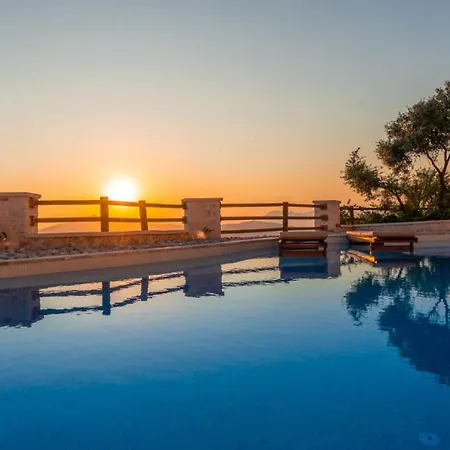 Kalos Villa